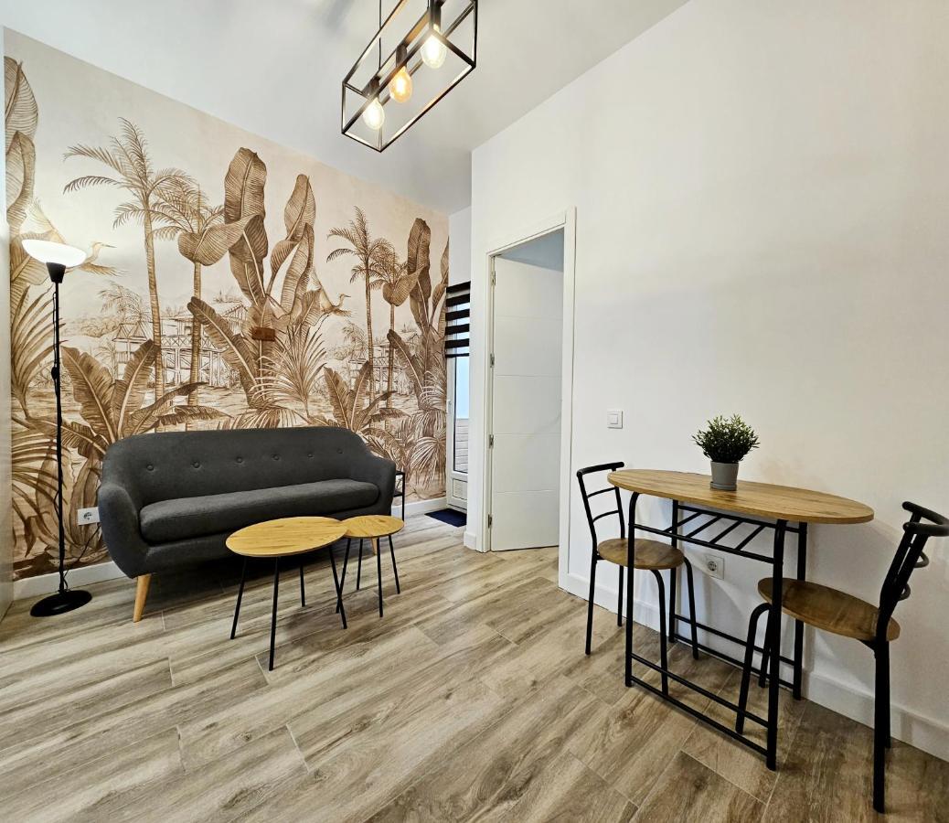 Elegante Apartamento De Diseno. Almería Esterno foto